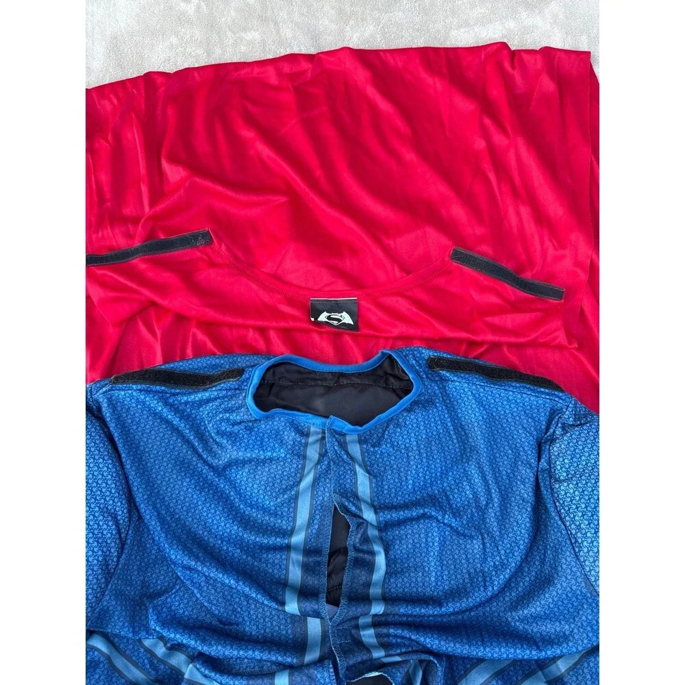 Men’s standard size fits up to 44 Superman costume - Picture 5 of 5